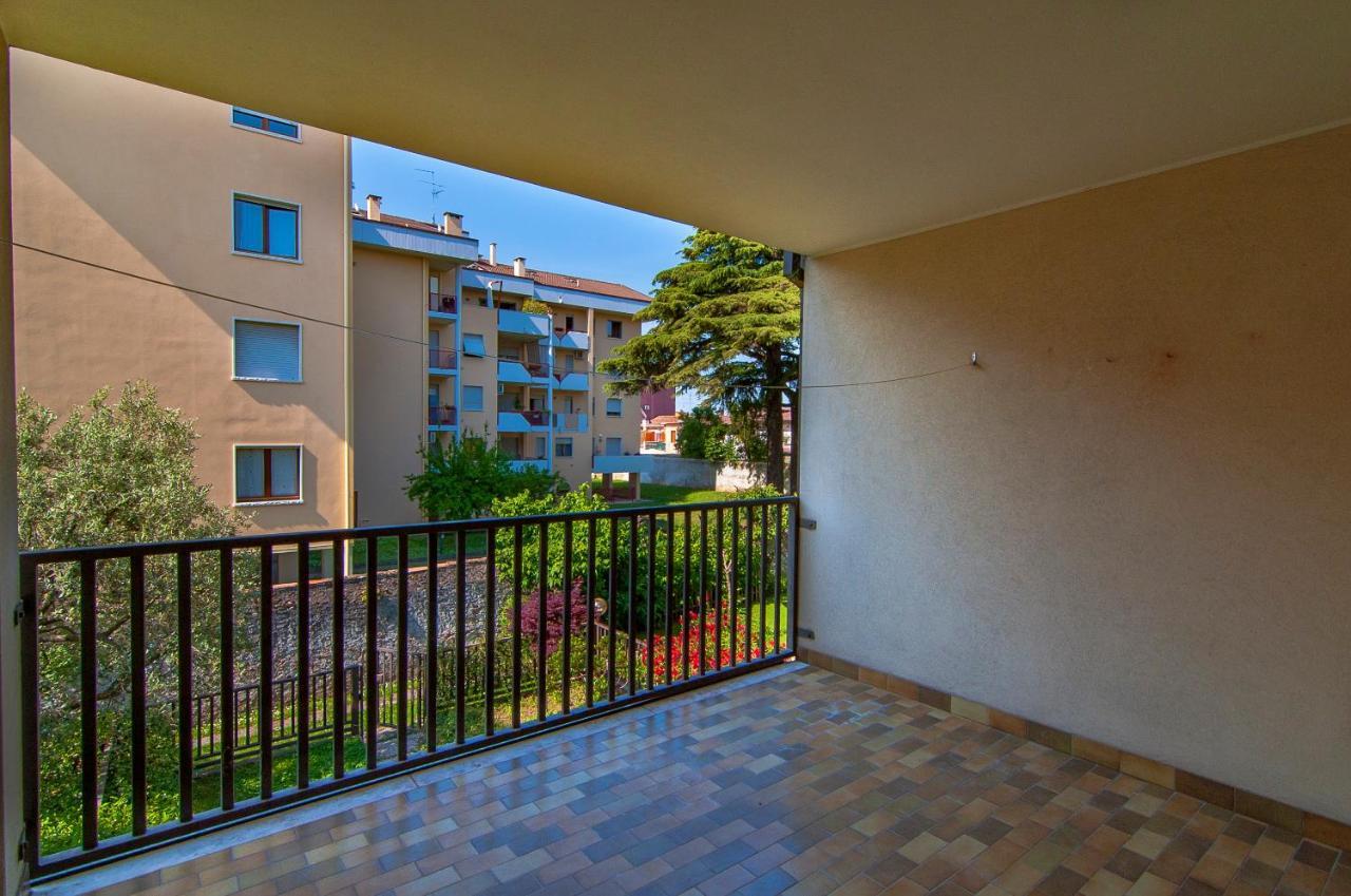 Verona - Familyoasi Free Parking And Garden Extérieur photo
